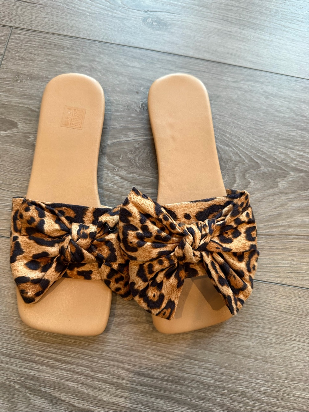 SHEIN Leopard Print Bow Slide Sandals - Tan